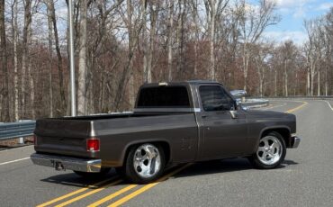 Chevrolet-C-10-1986-Pickup-Truck-5