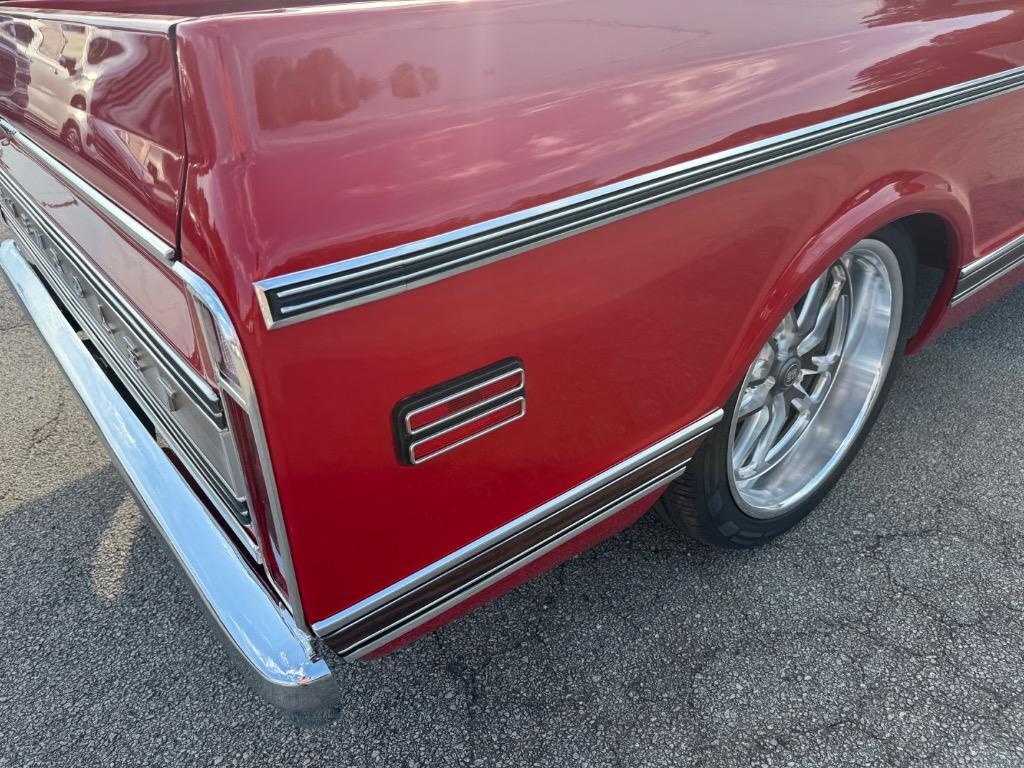 Chevrolet-C-10-Cheyenne-454-Big-block-1969-24