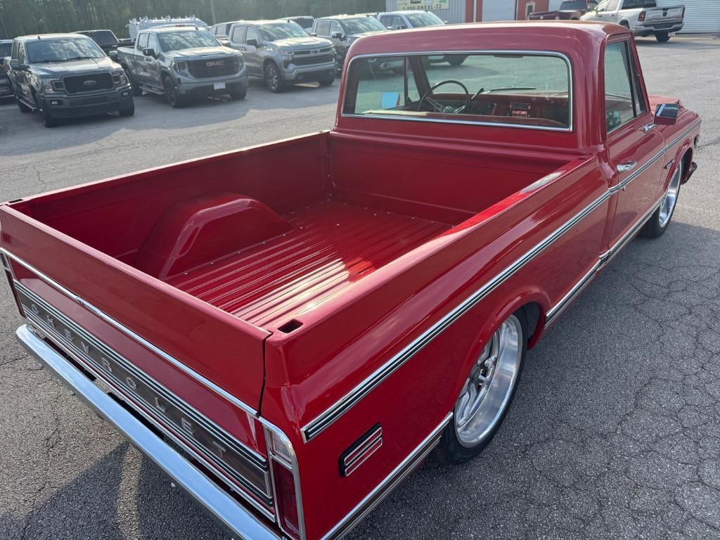 Chevrolet-C-10-Cheyenne-454-Big-block-1969-25