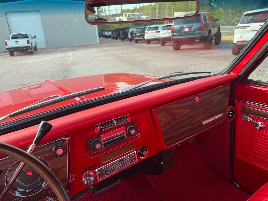 Chevrolet-C-10-Cheyenne-454-Big-block-1969-37