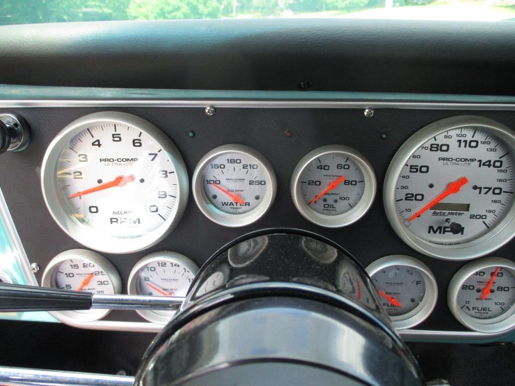 Chevrolet-C-10-LS-Twin-Turbo-Resto-Mod-1967-26