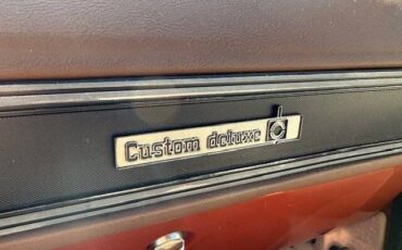 Chevrolet-C-10-custom-deluxe-stepside-1978-red-1