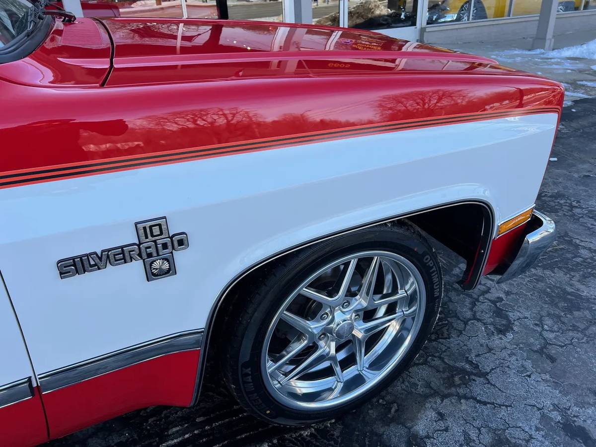 Chevrolet-C-10-silverado-truck-1986-red-4