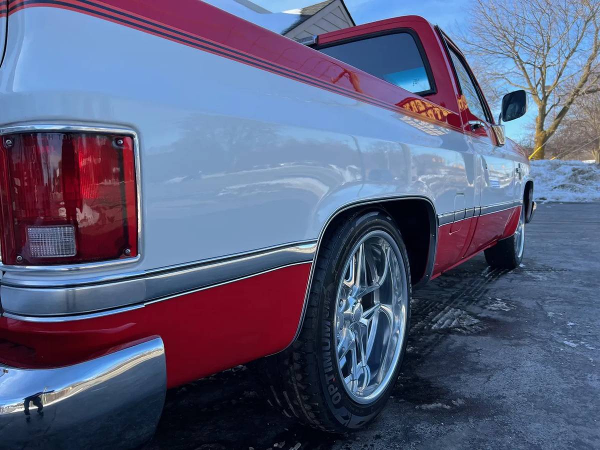 Chevrolet-C-10-silverado-truck-1986-red-5