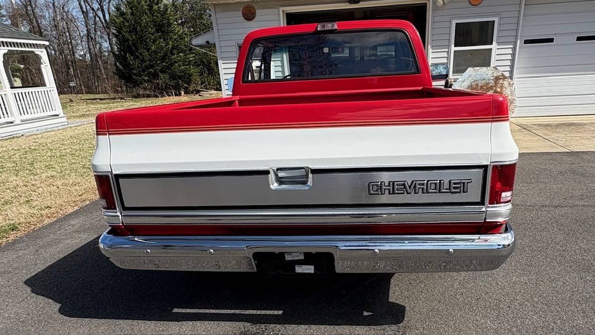 Chevrolet-C-10-silverado-truck-1986-red-8