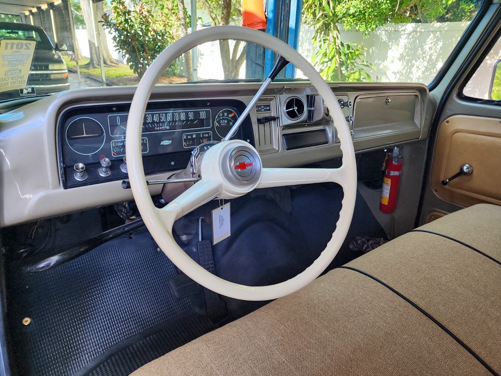 Chevrolet-C-20-Pickup-1964-Pickup-Truck-17