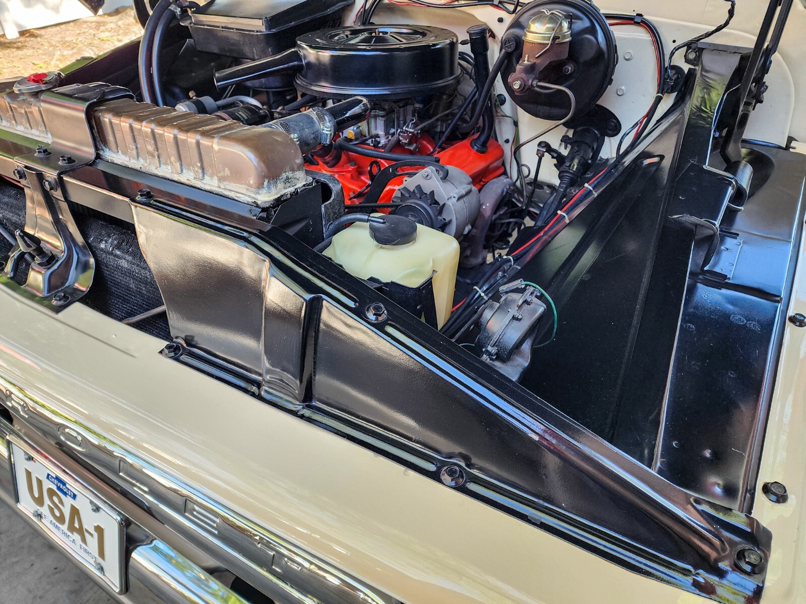 Chevrolet-C-20-Pickup-1964-Pickup-Truck-30