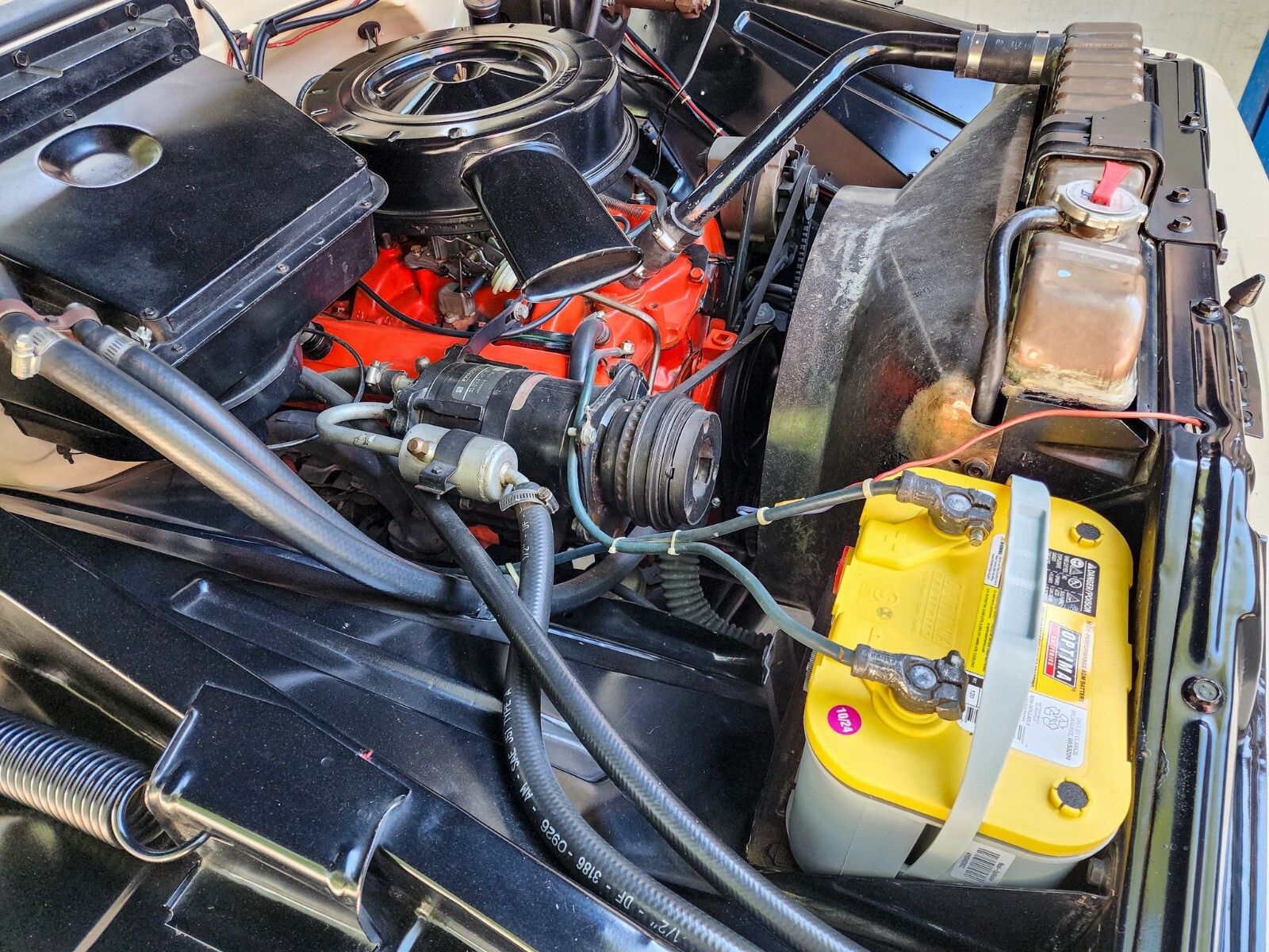 Chevrolet-C-20-Pickup-1964-Pickup-Truck-33