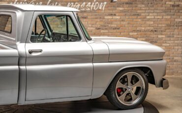 Chevrolet-C10-1966-Pickup-Truck-11