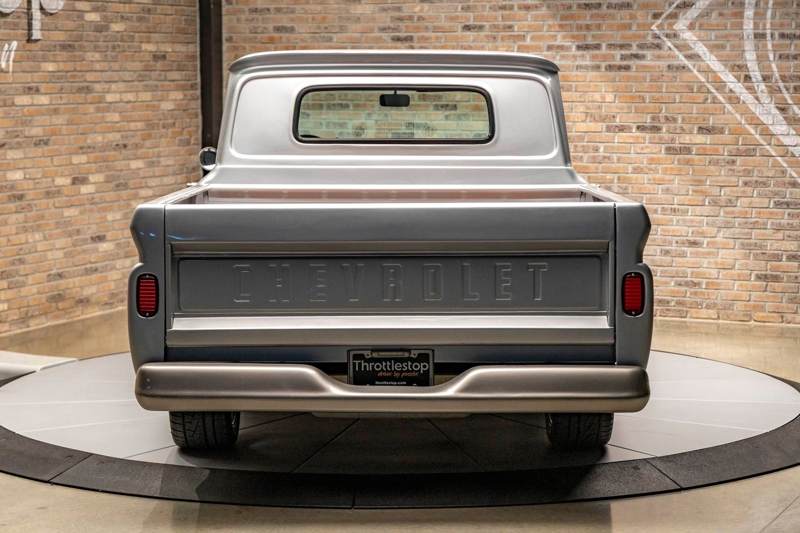 Chevrolet-C10-1966-Pickup-Truck-7