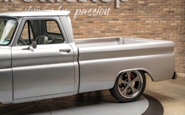 Chevrolet-C10-1966-Pickup-Truck-9