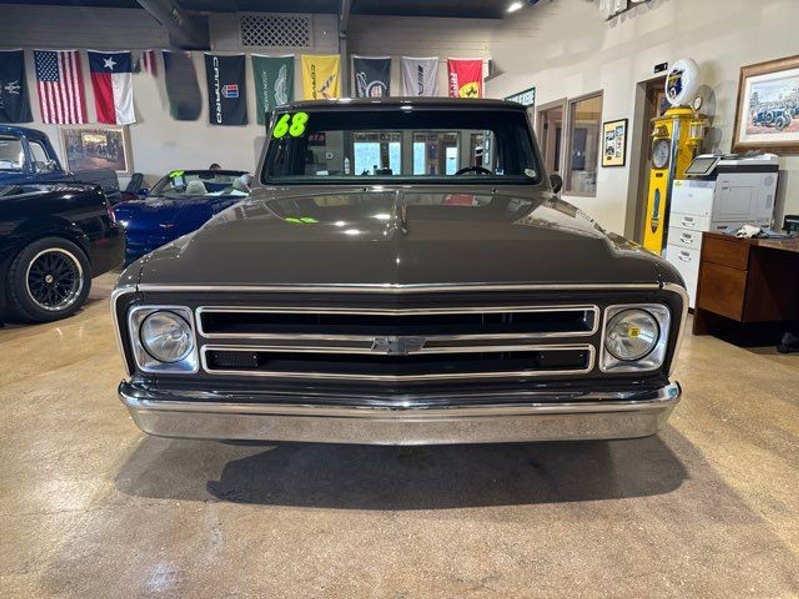 Chevrolet-C10-1968-Pickup-Truck