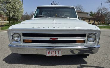 Chevrolet-C10-1968-white-10