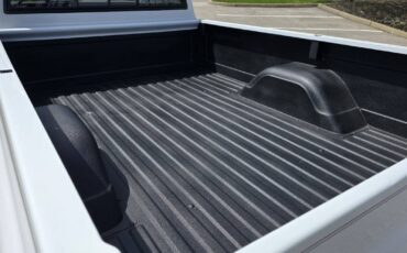 Chevrolet-C10-1968-white-11