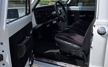 Chevrolet-C10-1968-white-14
