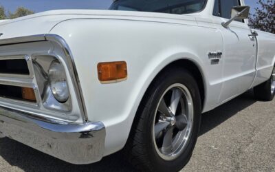 Chevrolet C10  1968 white