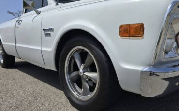 Chevrolet-C10-1968-white-8