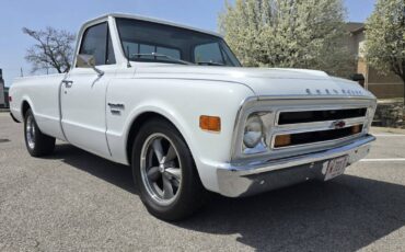 Chevrolet-C10-1968-white-9