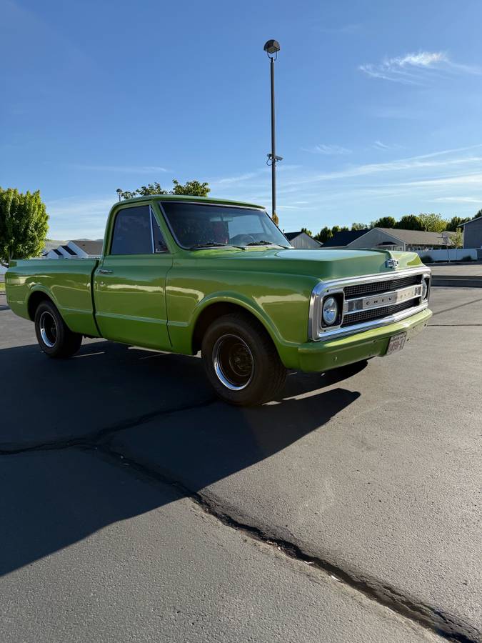 Chevrolet-C10-1969-green-10