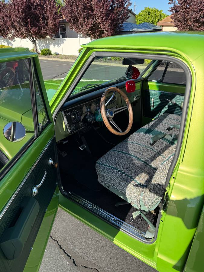 Chevrolet-C10-1969-green-11