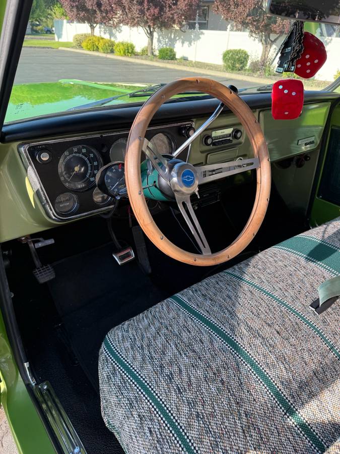 Chevrolet-C10-1969-green-12