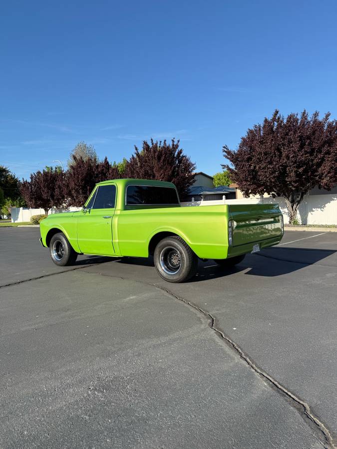 Chevrolet-C10-1969-green-5