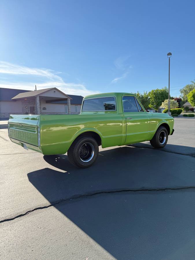 Chevrolet-C10-1969-green-9