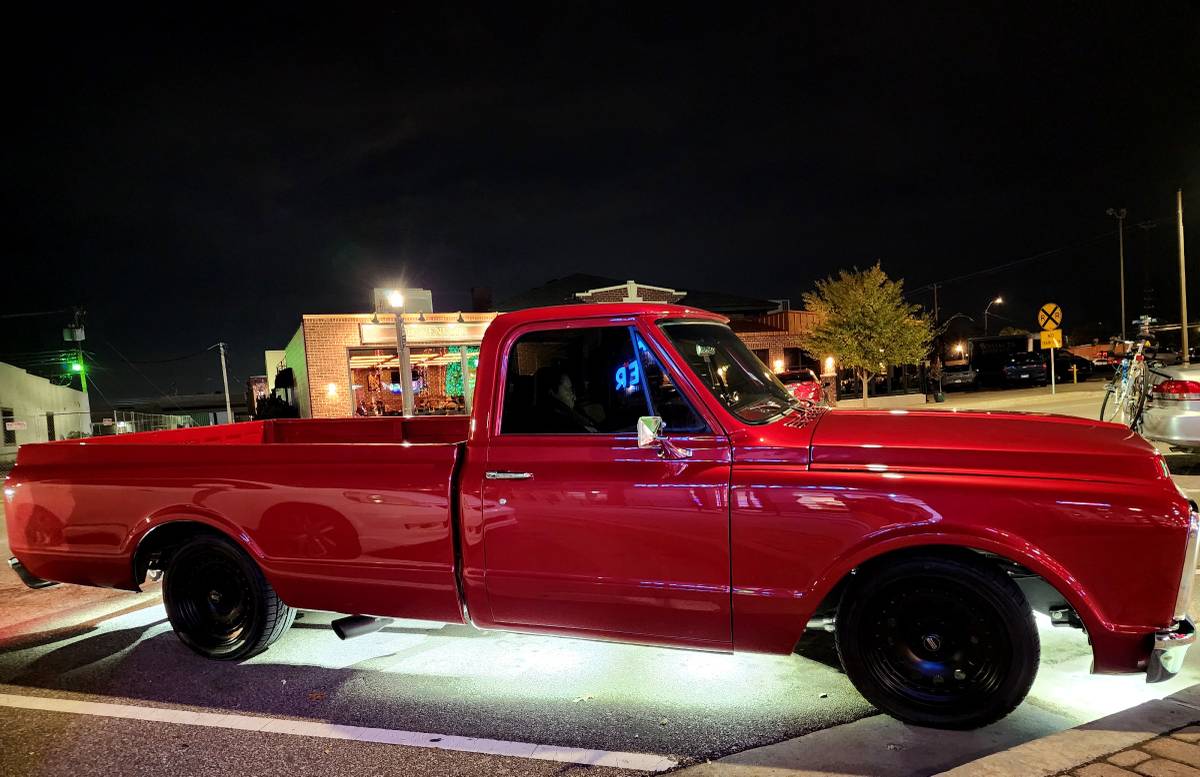 Chevrolet-C10-1971-red-19