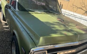 Chevrolet-C10-1972-green-1