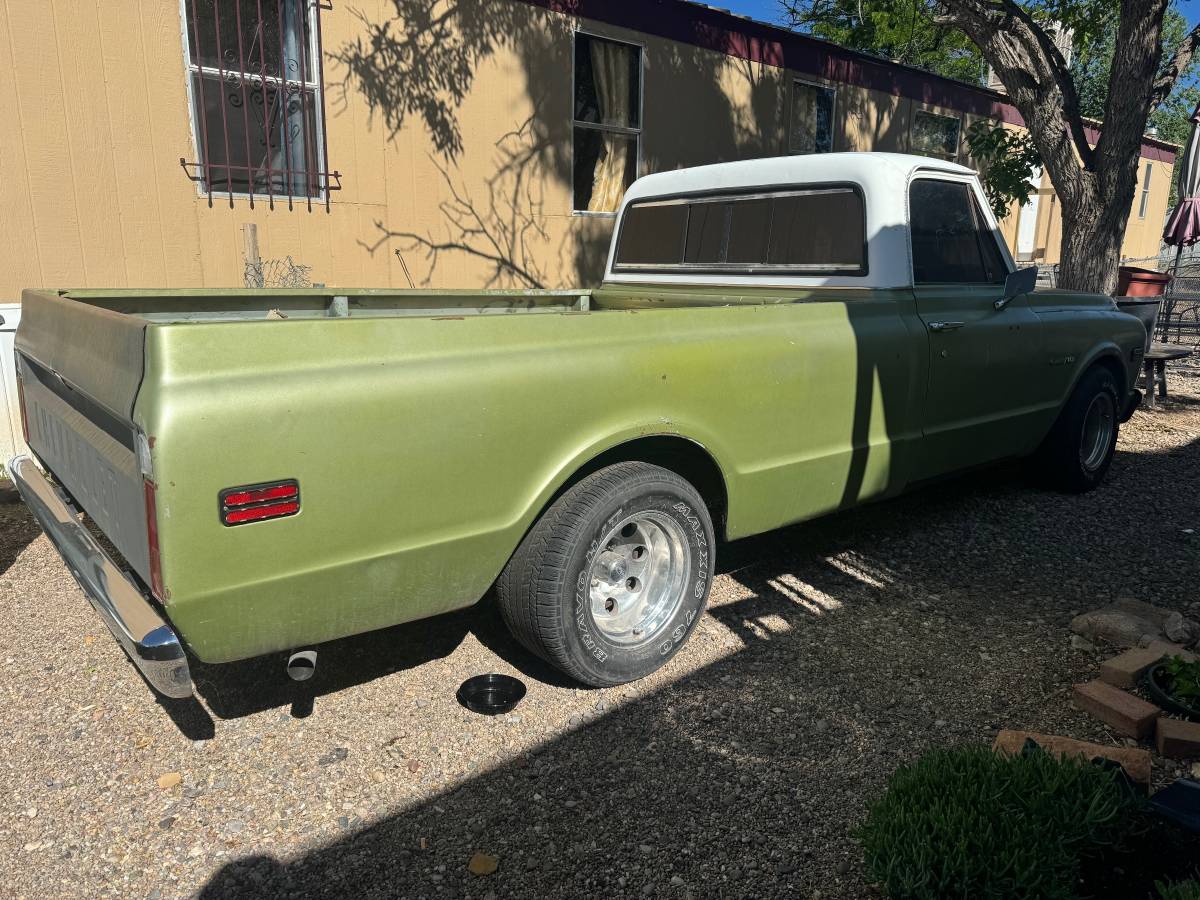 Chevrolet-C10-1972-green-11