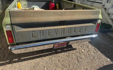 Chevrolet-C10-1972-green-7