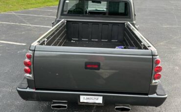 Chevrolet-C10-1972-grey-12