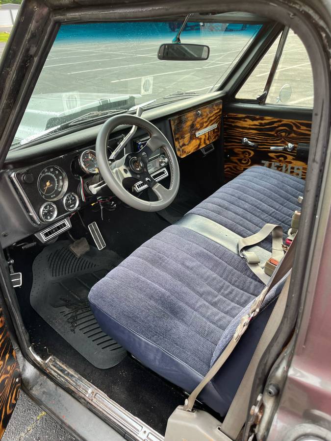 Chevrolet-C10-1972-grey-9