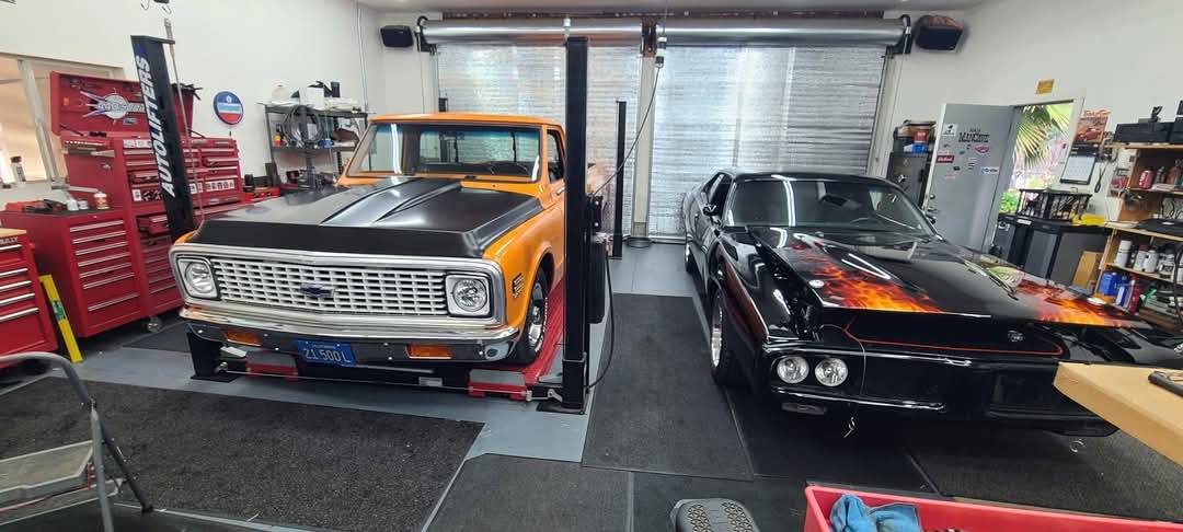 Chevrolet C10  1972 orange