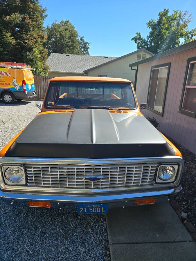 Chevrolet-C10-1972-orange-8
