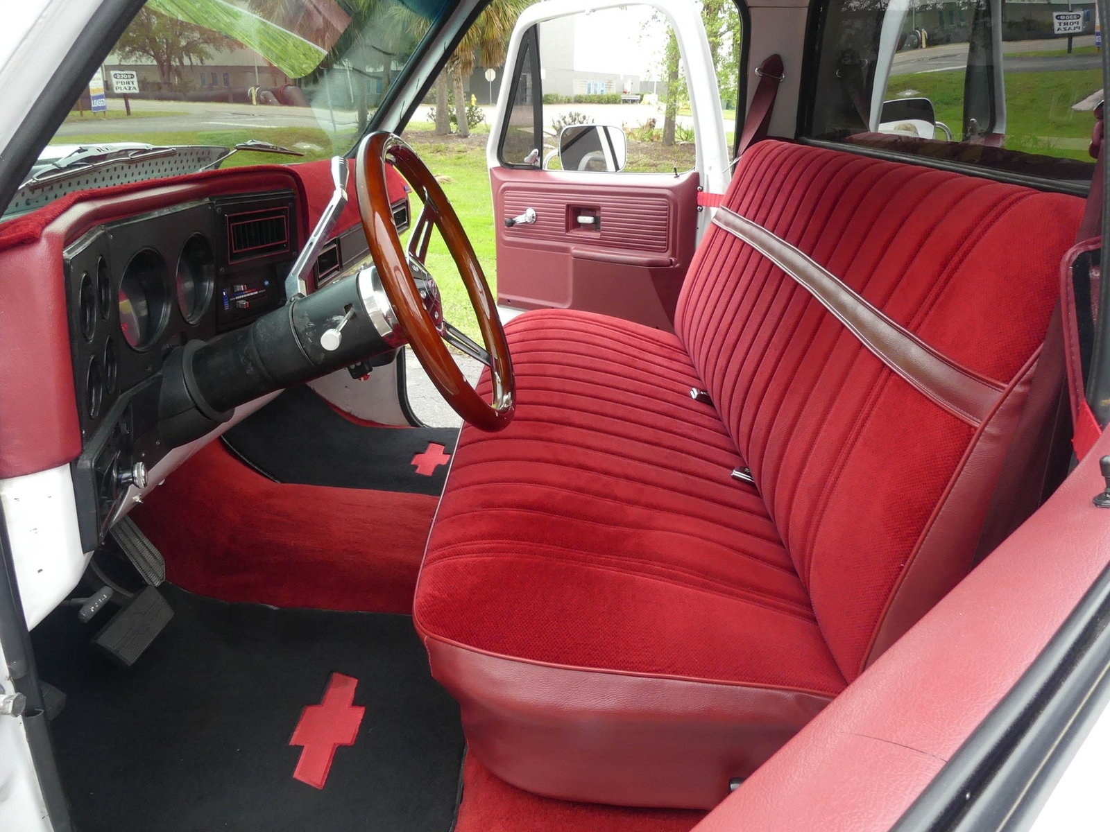 Chevrolet-C10-1979-Pickup-Truck-4