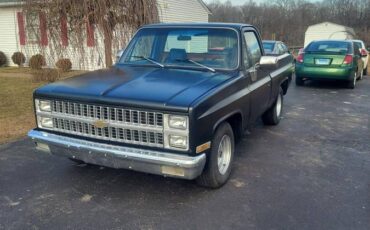 Chevrolet-C10-1982-black-6