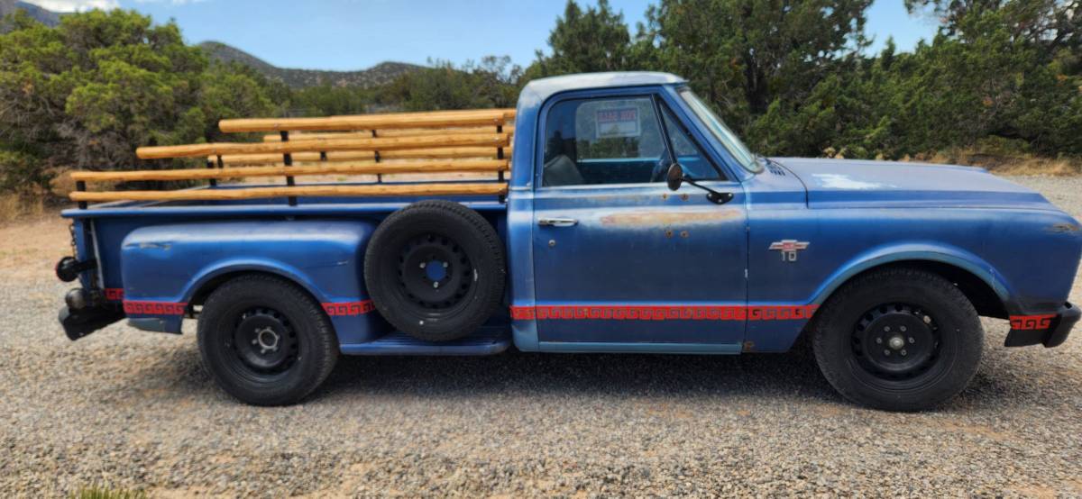 Chevrolet-C10-long-bed-stepside-1967-blue-3
