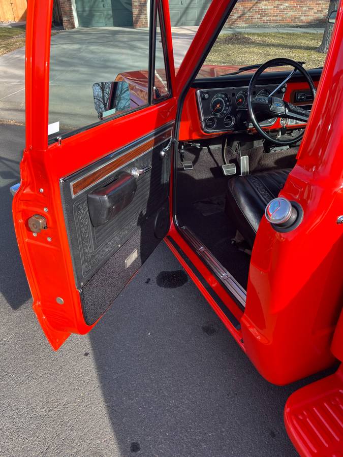 Chevrolet-C10-pickup-1970-orange-4