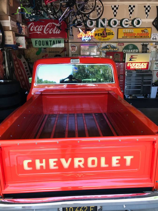Chevrolet-C10-pickup-1970-orange-7