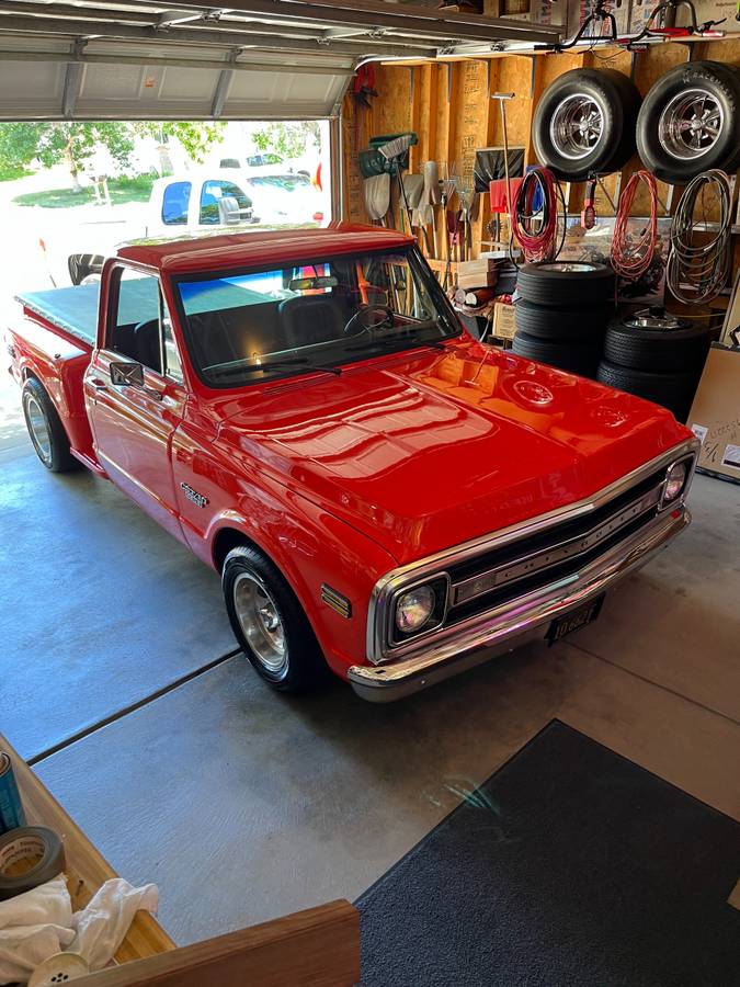 Chevrolet-C10-pickup-1970-orange