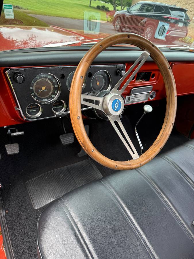 Chevrolet-C10-short-bed-1969-orange-2