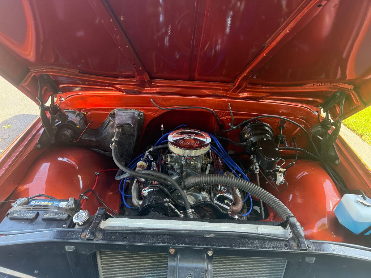 Chevrolet-C10-short-bed-1969-orange-5