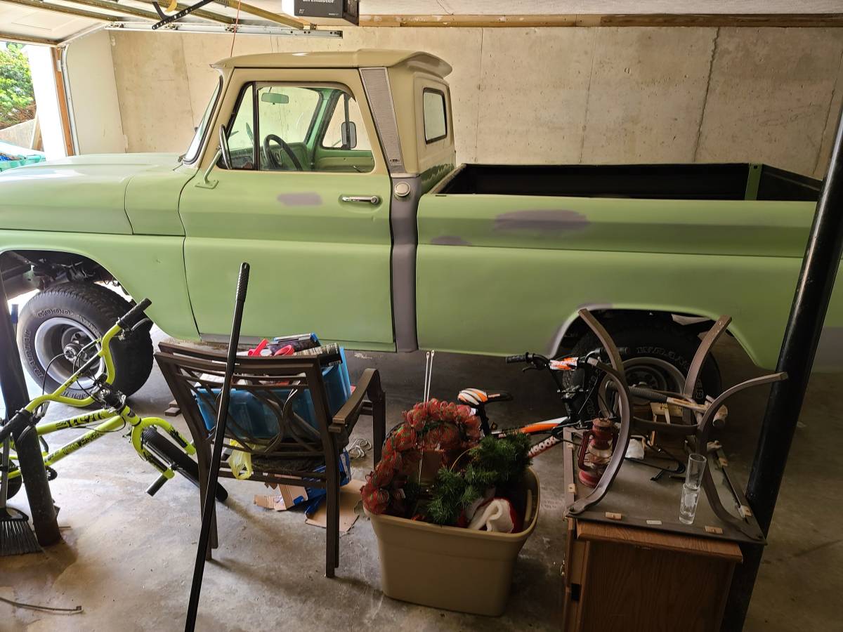 Chevrolet-C10-swb-1966-green-4
