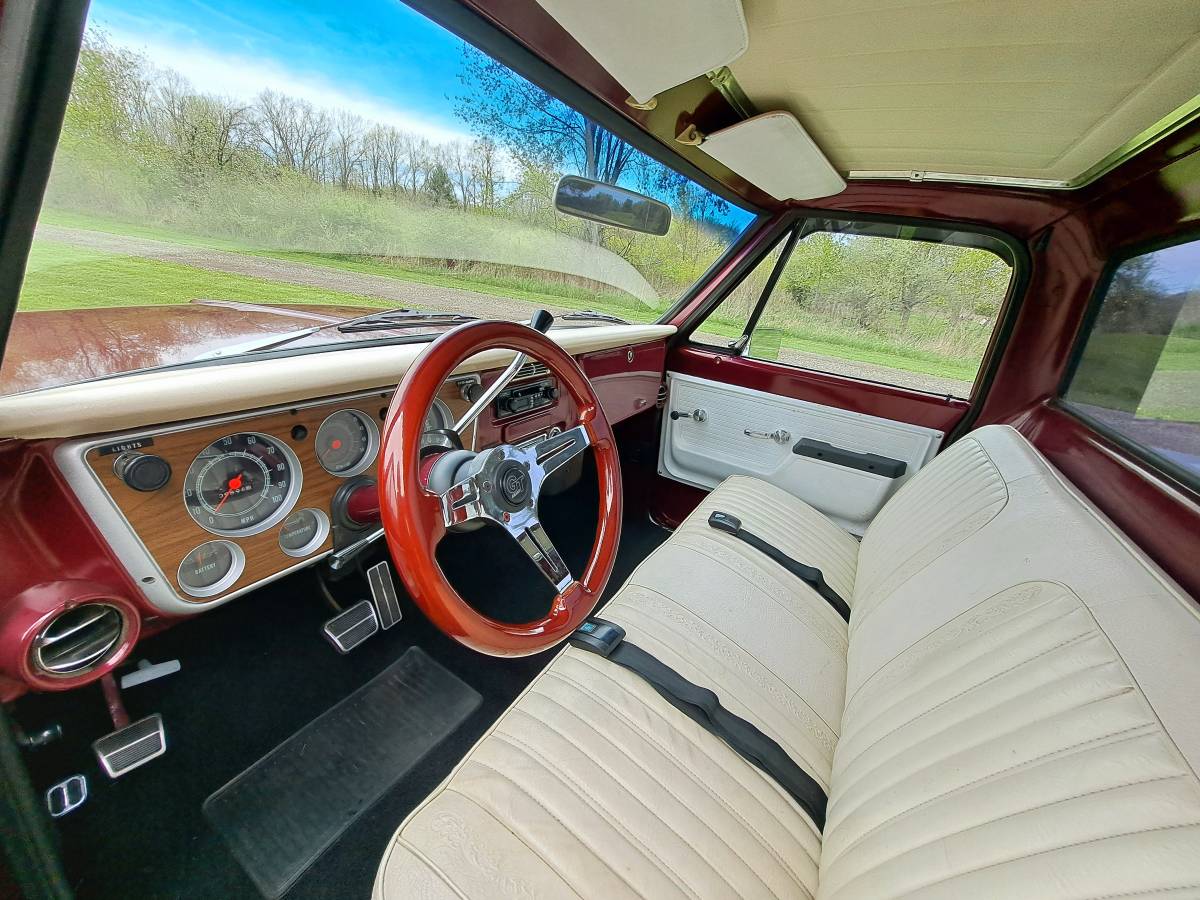 Chevrolet-C10-swb-1972-9