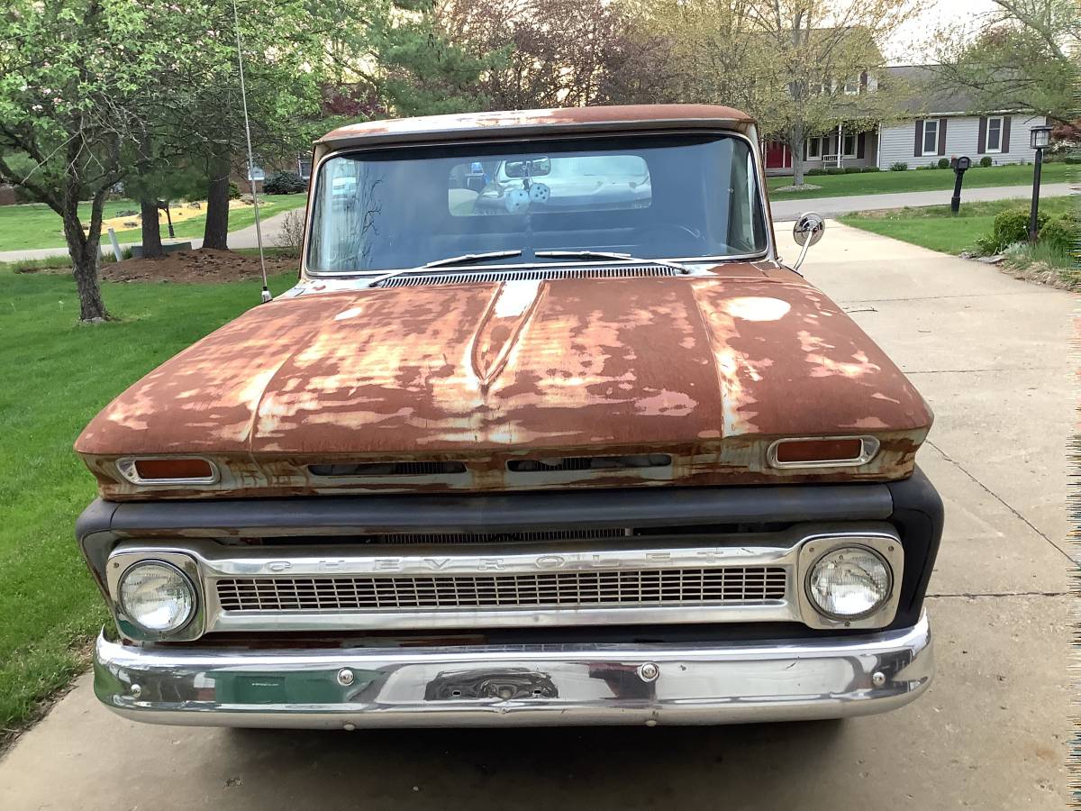 Chevrolet-C10-truck-1965-grey-7