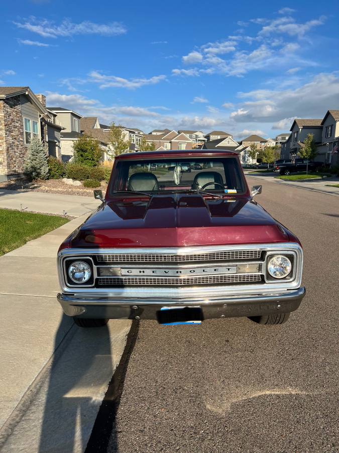 Chevrolet-C10-truck-1970-red-17