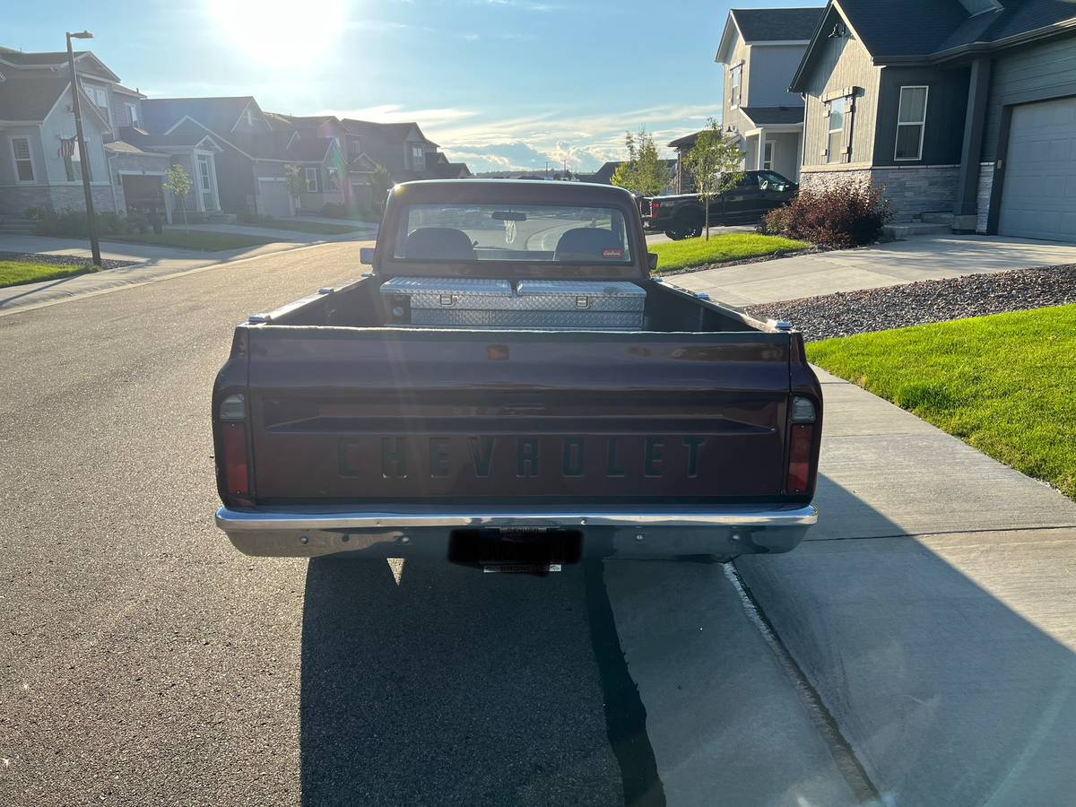 Chevrolet-C10-truck-1970-red-9