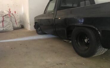 Chevrolet-C10-truck-1987-black-3