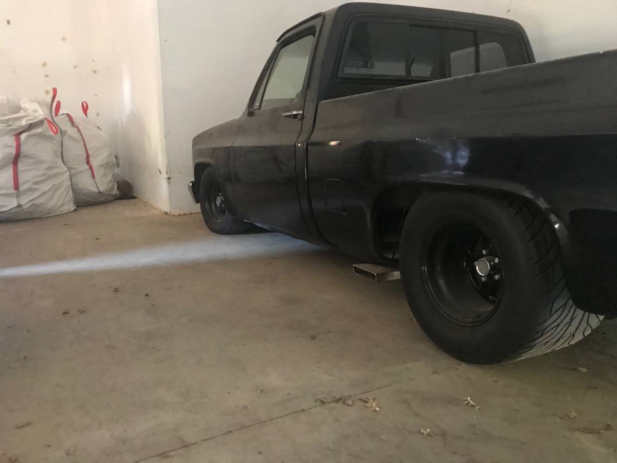 Chevrolet-C10-truck-1987-black-3